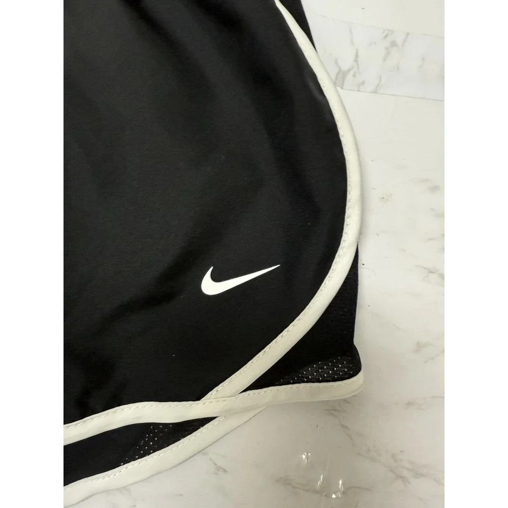 Nike Girls Dri-FIT Tempo Running Shorts Black/White Youth XL 848196-010 NWT